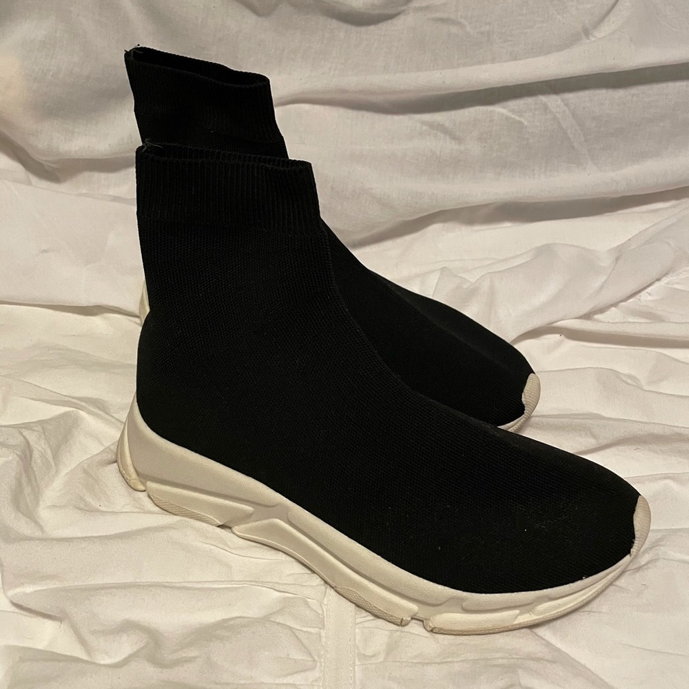 STEVE MADDEN - worn once